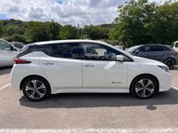 Gebraucht Nissan Leaf Tekna 110 kW (150 PS) 2018 Weiß Kleinwagen