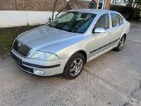 Gebraucht Skoda Octavia Elegance 102 PS (75 kW) 2005 Silber Limousine