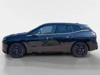Gebraucht BMW iX M Sport 300 kW (408 PS) 2025 Saphirschwarz metallic SUV