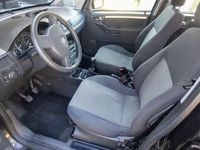 gebraucht Opel Meriva A 1,6 Benzin 74kW 101 PS (2003) mit Einparkhilfe