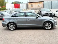Gebraucht Audi A3 Sport 116 PS (85 kW) 2018 Grau Limousine