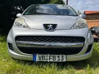 Gebraucht Peugeot 107 Filou 68 PS (50 kW) 2010 Silber Kleinwagen
