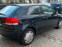 gebraucht Audi A3 schwarz 1.6 Benzin *TÜV NEU *
