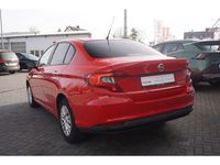 Gebraucht Fiat Tipo Pop 95 PS (69 kW) 2019 Amorerotmet. (metallic) Limousine