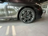 Neu BMW 520 M Sport 197 PS (144 kW) 2026 Grau Limousine