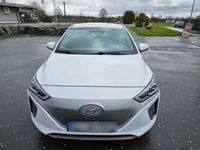 gebraucht Hyundai Ioniq ELEKTRO Premium 2019 gepflegt unfallfrei