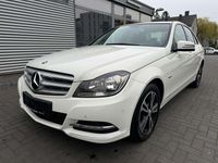 Gebraucht Mercedes C220 170 PS (125 kW) 2012 Weiß Limousine