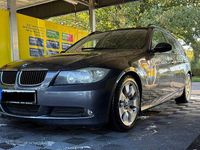 Gebraucht BMW 318 129 PS (94 kW) 2006 Grau Limousine