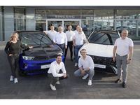 Neu Opel Astra Ultimate 131 PS (96 kW) 2026 Schwarz Kombi