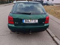 Gebraucht Audi A4 125 PS (91 kW) 1998 Grün Kombi