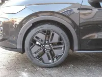 Neu VW T-Roc R-line 150 PS (110 kW) 2026 Schwarz SUV
