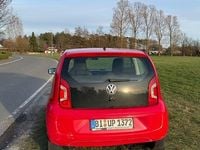 Gebraucht VW up! 68 PS (50 kW) 2014 Rot Kleinwagen