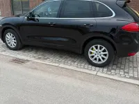 Second-hand Porsche Cayenne 250 CP (183 kW) 2011 Negru SUV