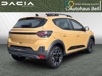 Neu Dacia Sandero Expression 110 PS (80 kW) 2026 Safaribeige Limousine