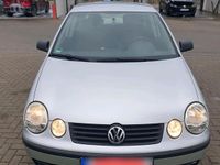 Gebraucht VW Polo 75 PS (55 kW) 2002 Silber Kleinwagen