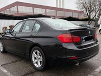 Gebraucht BMW 320 184 PS (135 kW) 2013 Schwarz Limousine