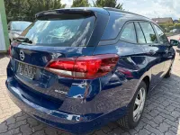 Usata Opel Astra 105 CV (77 kW) 2016 Blu Station wagon