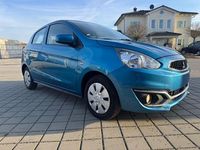 Gebraucht Mitsubishi Space Star Diamant Edition 71 PS (52 kW) 2017 Blau Kleinwagen