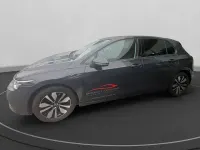 Usata VW Golf VIII Move 110 CV (80 kW) 2024 Grigio Berlina