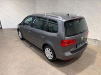 Gebraucht VW Touran Style 105 PS (77 kW) 2011 Grau Van / Kleinbus