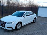 Gebraucht Audi A3 110 PS (80 kW) 2015 Weiß Limousine