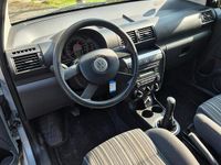 Second-hand VW Fox 54 CP (39 kW) 2005 Argintiu Hatchback