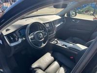 Używany Volvo XC60 Core 197 KM (144 kW) 2023 Czarny SUV