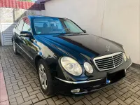 Gebraucht Mercedes E240 AMG 177 PS (130 kW) 2002 Schwarz Limousine