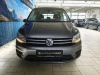 Gebraucht VW Caddy Comfortline 125 PS (91 kW) 2018 Grau metallic Van / Kleinbus