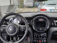 Usado Mini ONE 102 HP (75 kW) 2020 Preto Citadino