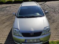 Usado Toyota Corolla Sol 110 HP (80 kW) 2004 Prateado Carrinha