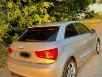 Gebraucht Audi A1 Attraction 86 PS (63 kW) 2010 Silber Kleinwagen