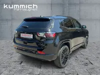 Gebraucht Jeep Compass 131 PS (96 kW) 2024 Schwarz SUV