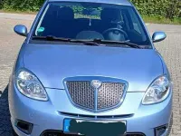 Brugt Lancia Ypsilon 60 HK (44 kW) 2009 Blå Hatchback
