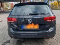 Gebraucht VW Passat 150 PS (110 kW) 2015 Grau Kombi