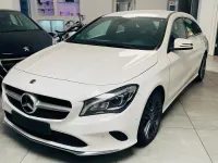 Gebraucht Mercedes CLA220 Shooting Brake 184 PS (135 kW) 2019 Weiß Kombi