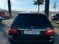 Gebraucht Mercedes E350 231 PS (169 kW) 2010 Schwarz Kombi