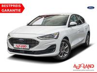 Używany Ford Focus Titanium 125 KM (91 kW) 2023 Biały Sedan/Limuzyna