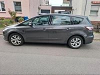 Używany Ford S-MAX Titanium 165 KM (121 kW) 2016 Andere farben Minivan