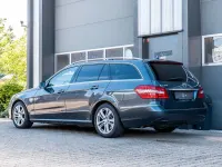 Gebraucht Mercedes E220 Avantgarde 170 PS (125 kW) 2011 Tenoritgrau  metalliclack Kombi
