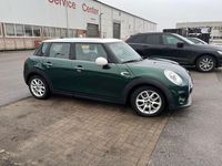 Gebraucht Mini Cooper 136 PS (100 kW) 2017 Grün Kleinwagen