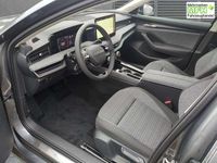 Neu Skoda Superb Selection 150 PS (110 kW) 2025 Graphitegrau Kombi