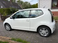 Usado VW up! high up! 90 CV (66 kW) 2018 Blanco Utilitario