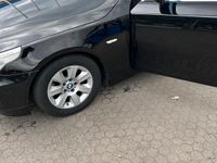 Gebraucht BMW 525 192 PS (141 kW) 2003 Schwarz Limousine