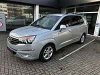 Gebraucht Ssangyong (KGM) Rodius 178 PS (130 kW) 2017 Silber Van / Kleinbus