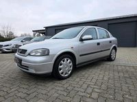 Gebraucht Opel Astra 101 PS (74 kW) 1998 Silber Limousine