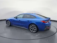Gebraucht BMW 430 Sport Line 245 PS (180 kW) 2023 M portimao blau Coupé