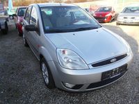 Gebraucht Ford Fiesta Trend 80 PS (58 kW) 2002 Silber metallic Kleinwagen