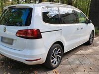 Gebraucht VW Sharan 150 PS (110 kW) 2017 Weiß Van / Kleinbus