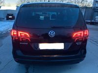 Gebraucht VW Sharan Comfortline 140 PS (102 kW) 2011 Schwarz Van / Kleinbus
